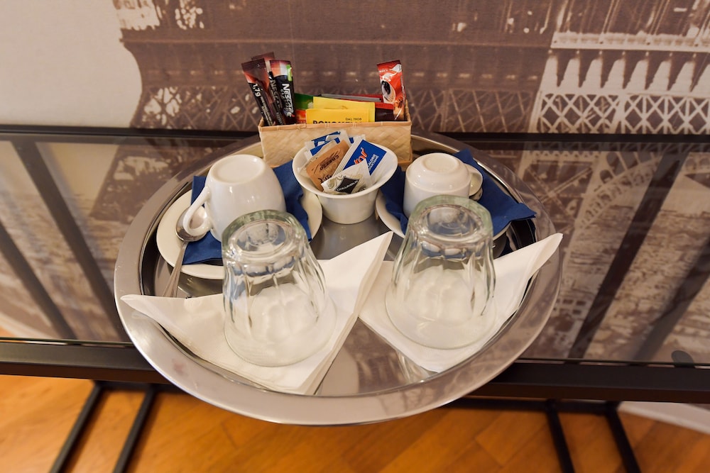 Suites Farnese Design Hotel 40/53