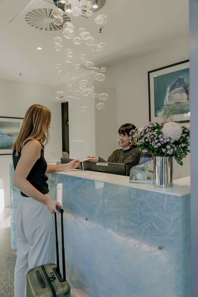 Salamanca Wharf Hotel 42/66