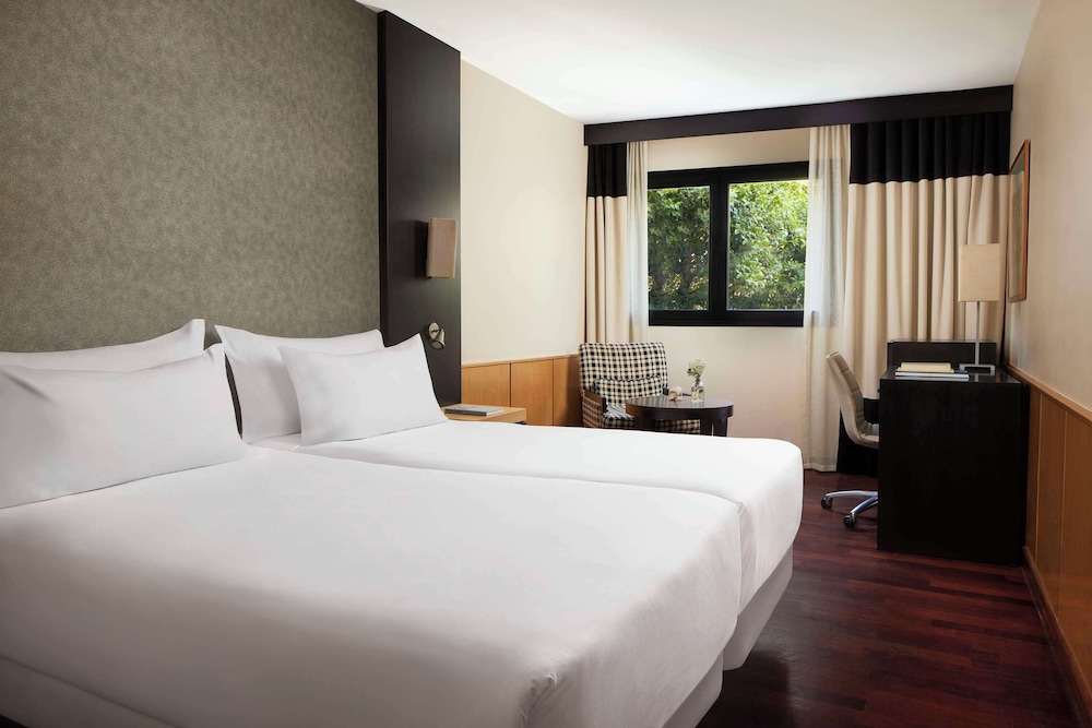 STANDARD, DOUBLE OR TWIN BED