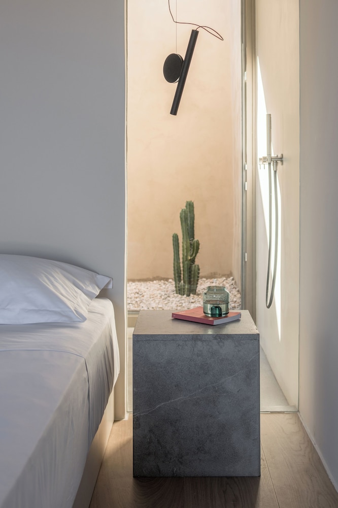 Aesthesis Boutique Villas 13/50