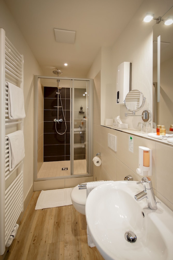 Apartmenthotel Kaiser Karl 41/42
