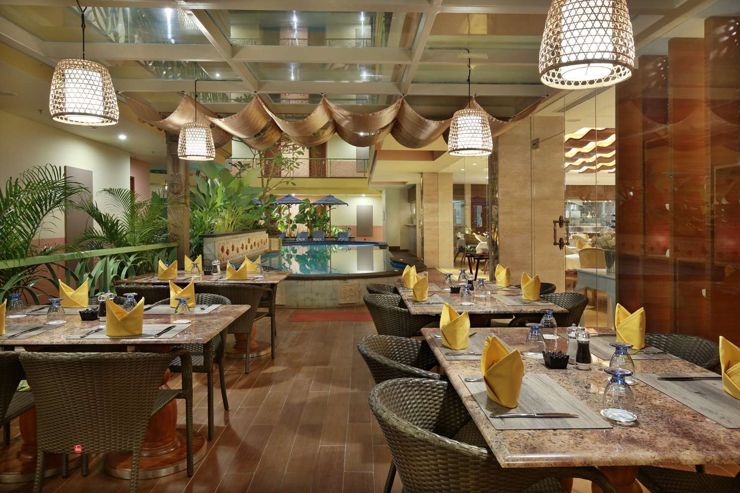 SenS Hotel and Spa 30/40