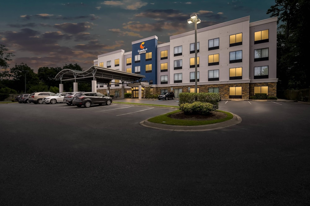 Comfort Suites New Bern near Cherry Point 2/65
