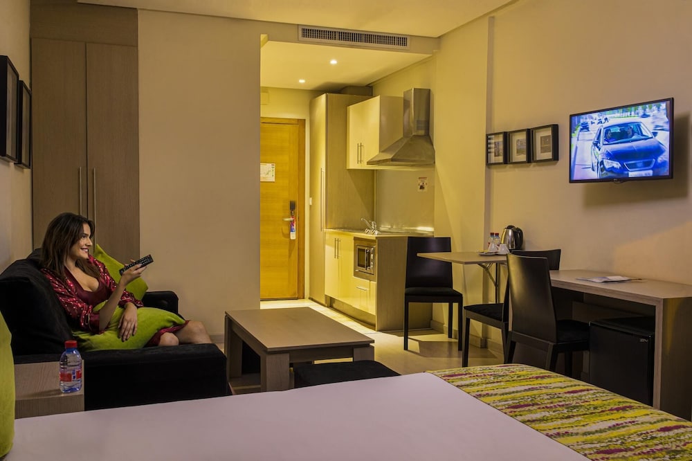 Melliber Appart Hotel 8/75