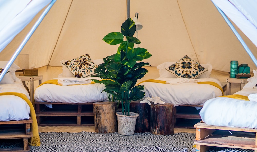 Cabana Retreat 5/24