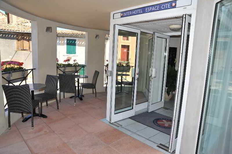 INTERHOTEL ESPACE CITE 18/23