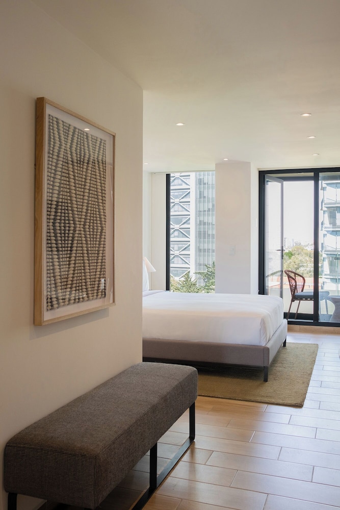 Crisol Suites Condesa 10/22