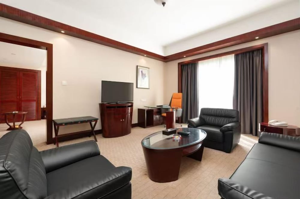 Kai Jia Hotel 38/60
