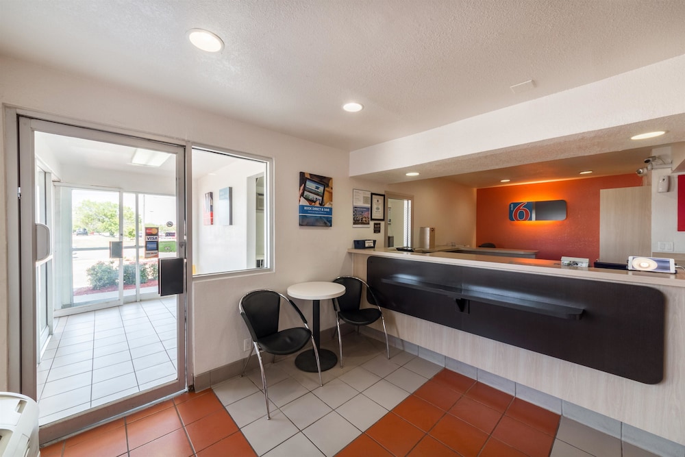 Motel6 Del Rio, TX 12/56