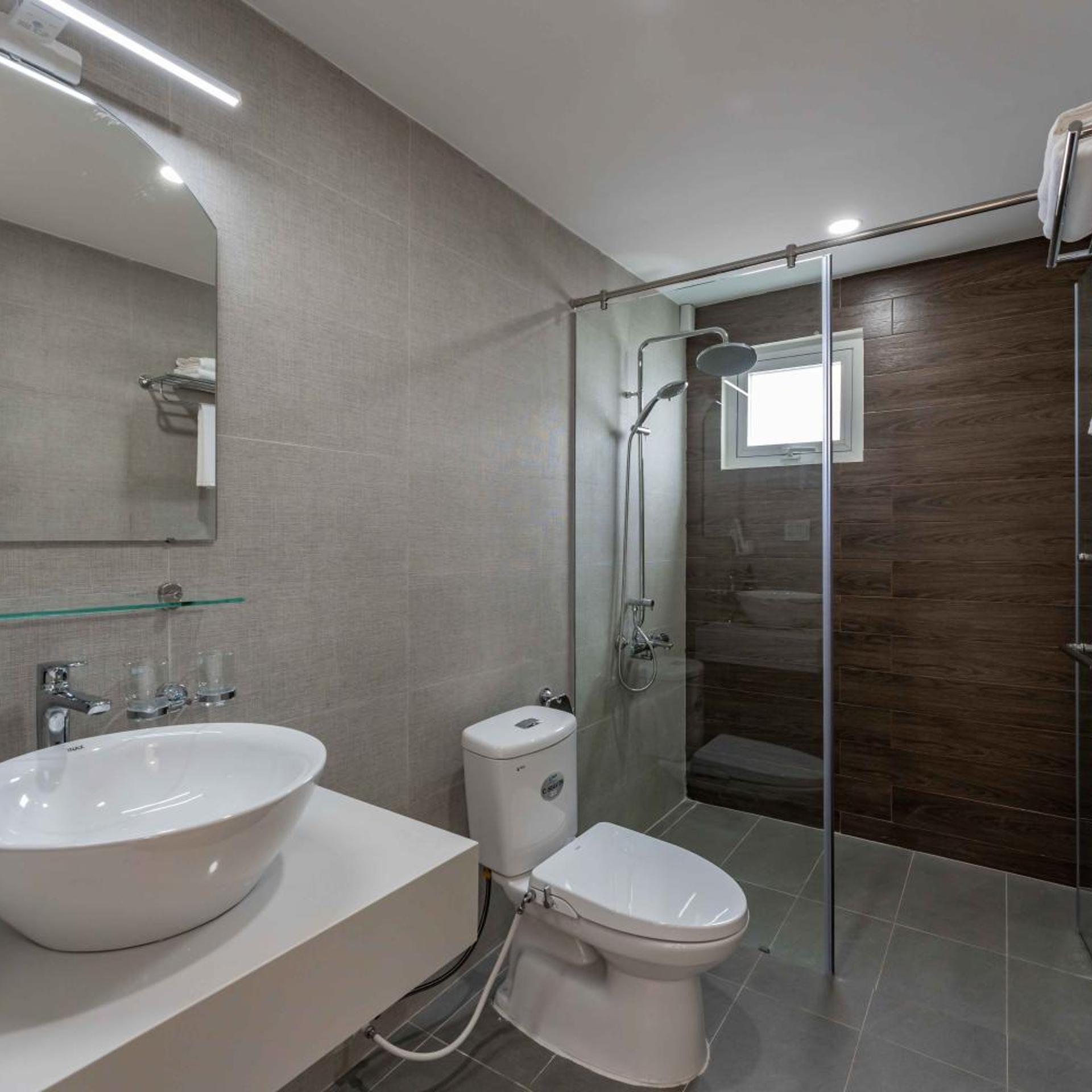 Edoya Hotel Dong Khoi 45/50
