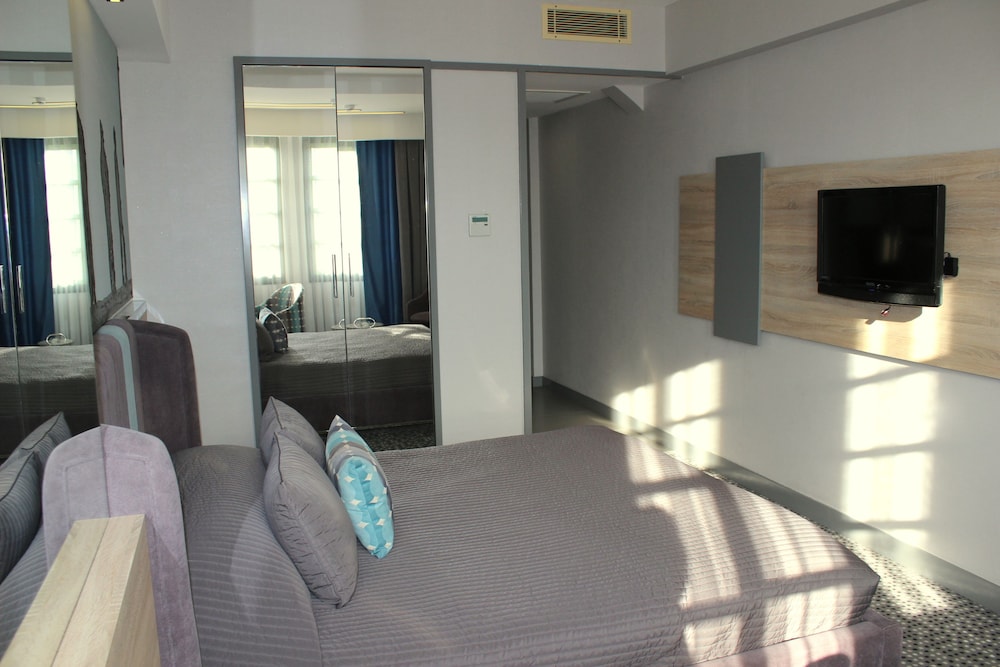 Hotel Marla 42/48