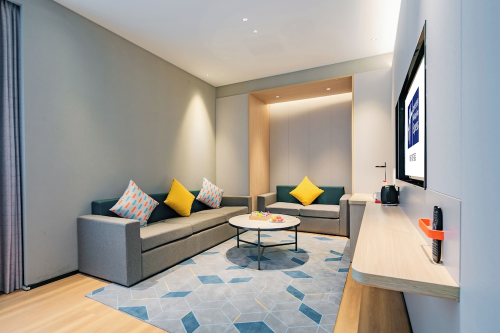 Holiday Inn Express Xi an High Tech Zone North 33/50