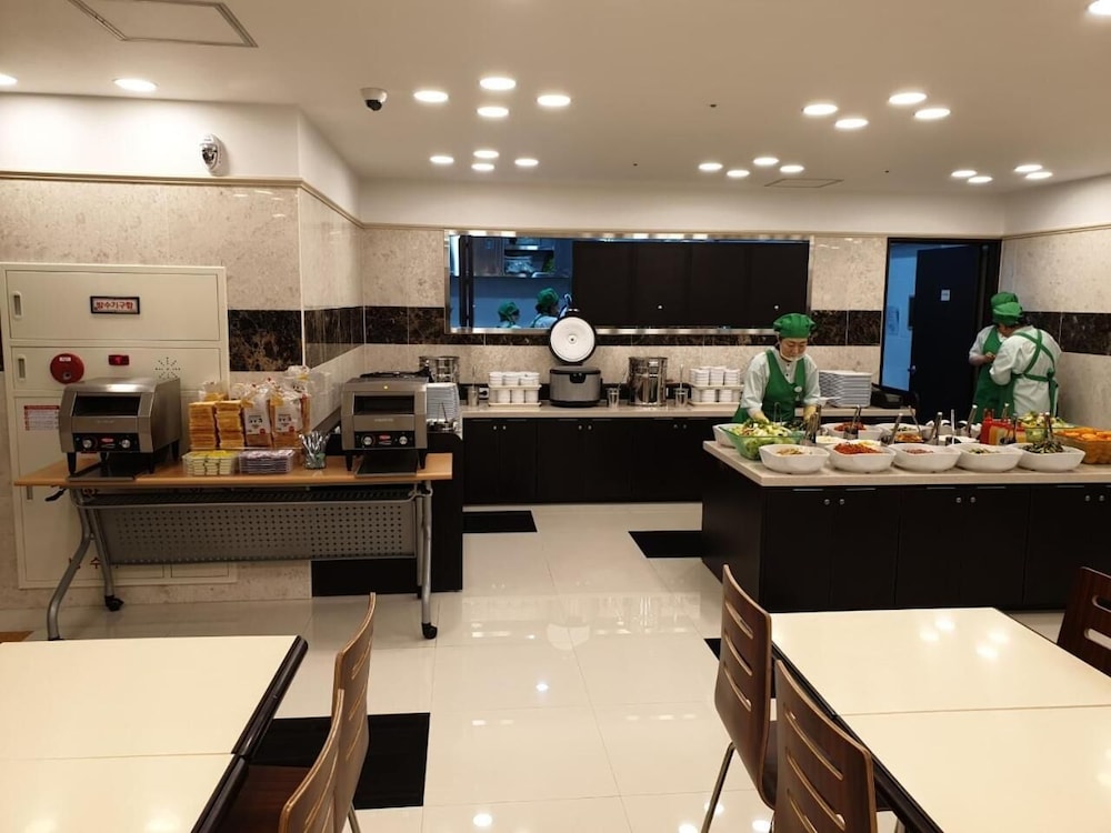 Toyoko Inn Seoul Yeongdeungpo 23/37