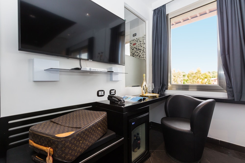 JC Contemporary Hotel 30/50