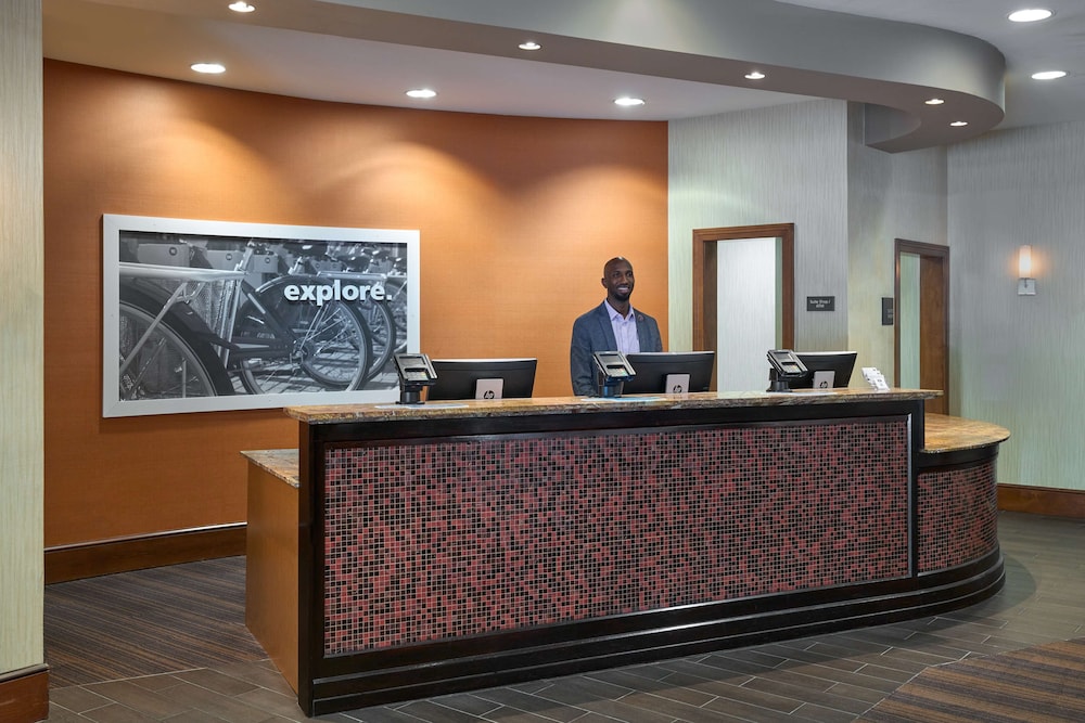 Hampton Inn Washington Downtown Convention Center 8/64