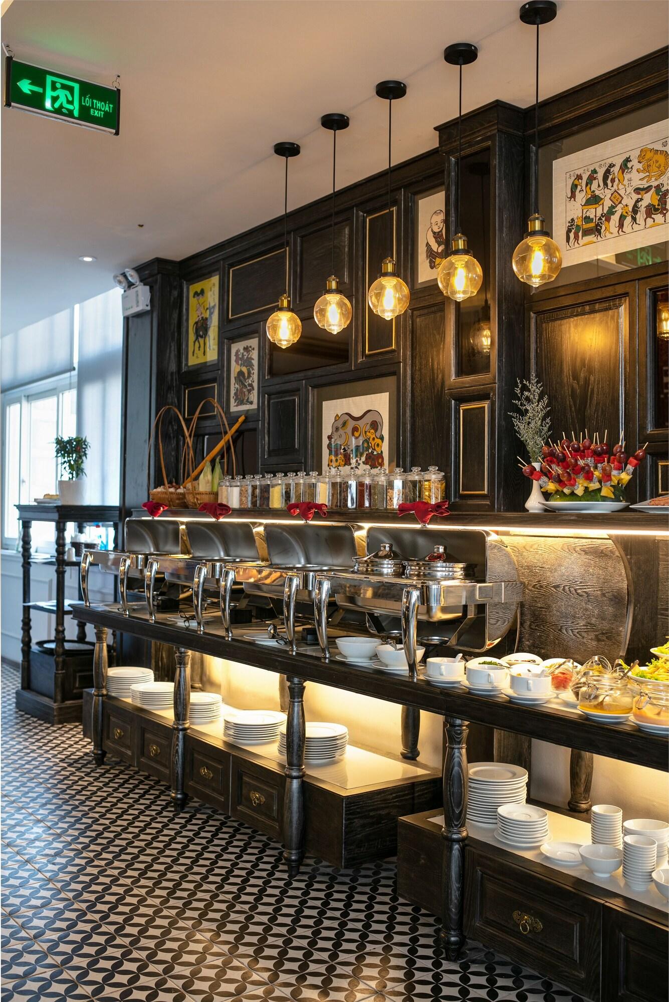 Shining Central Hotel & Spa 2/29