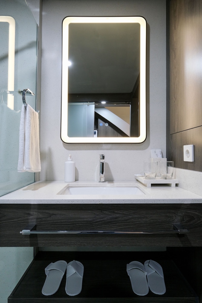 Aster Apartment Bali 72/72