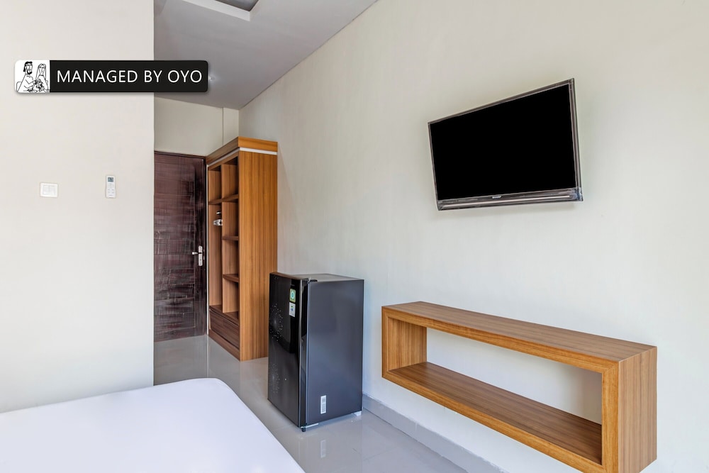 Collection O Near Seminyak Beach Formerly The Kumpi Hotel 30/34