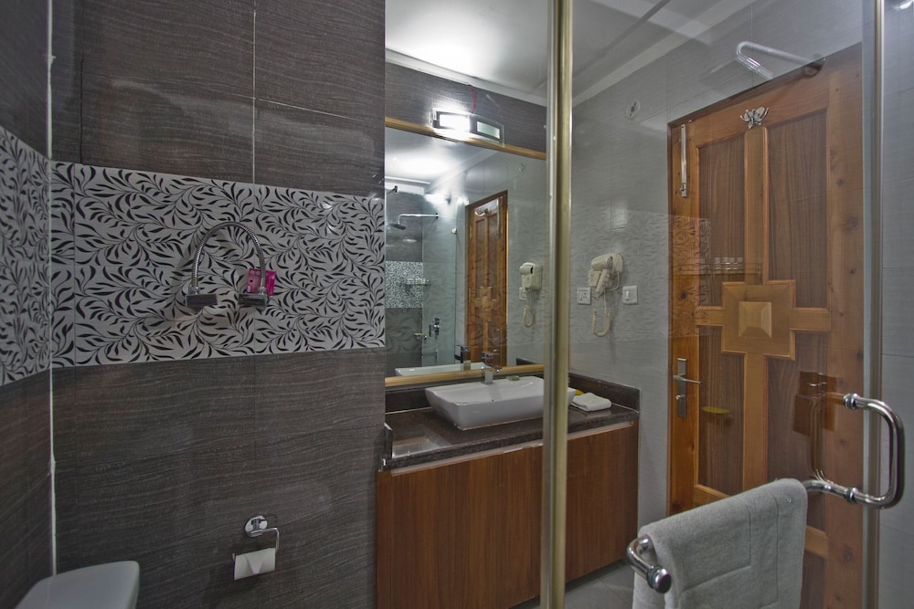 Vivaan The Sunrise Resort 36/36