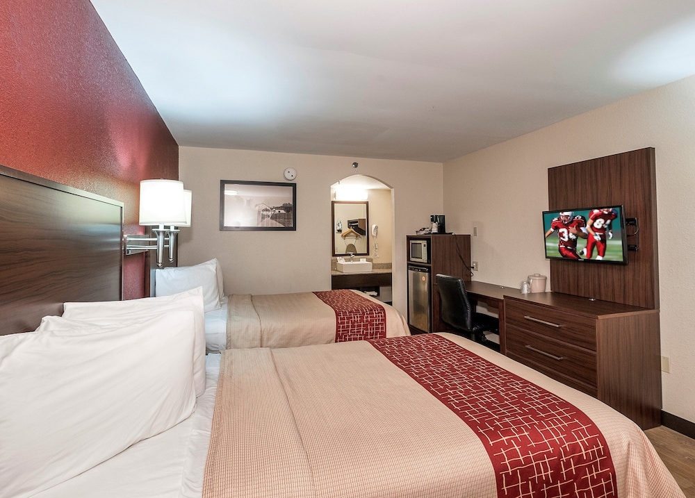 Red Roof Inn Lancaster 6/32
