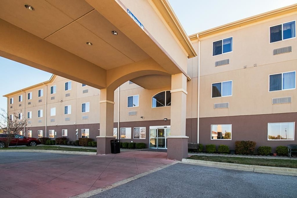 Days Inn by Wyndham Copperas Cove 42/53