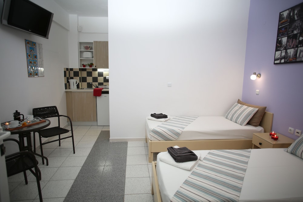 Happy Days Studios Malia 42/62