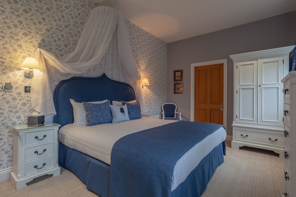 Orsett Hall Hotel 9/46