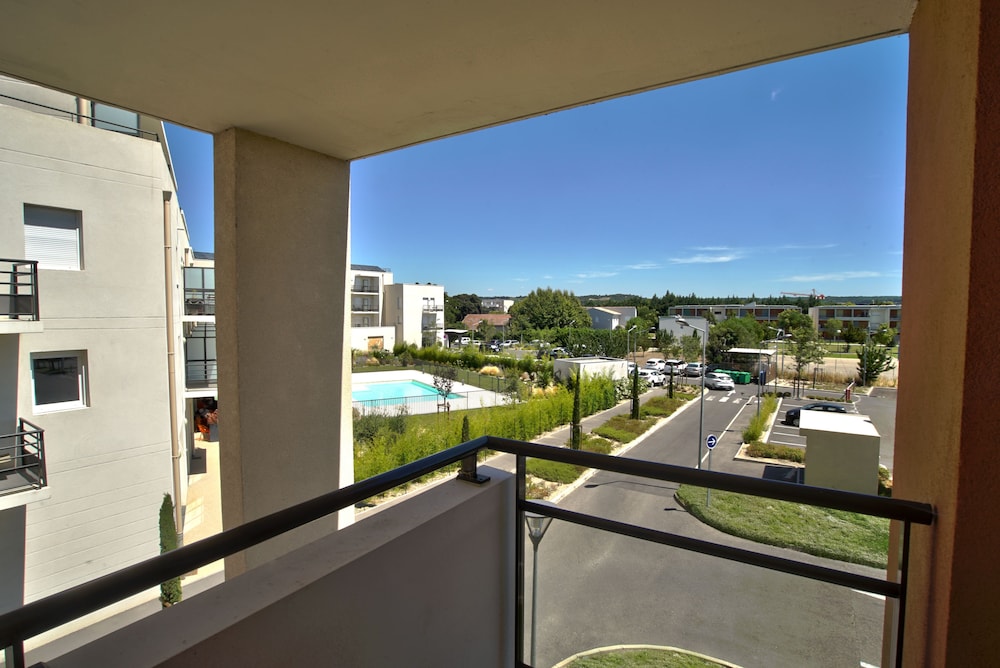 KOSY Aparthotel Campus del Sol Esplanade 12/67