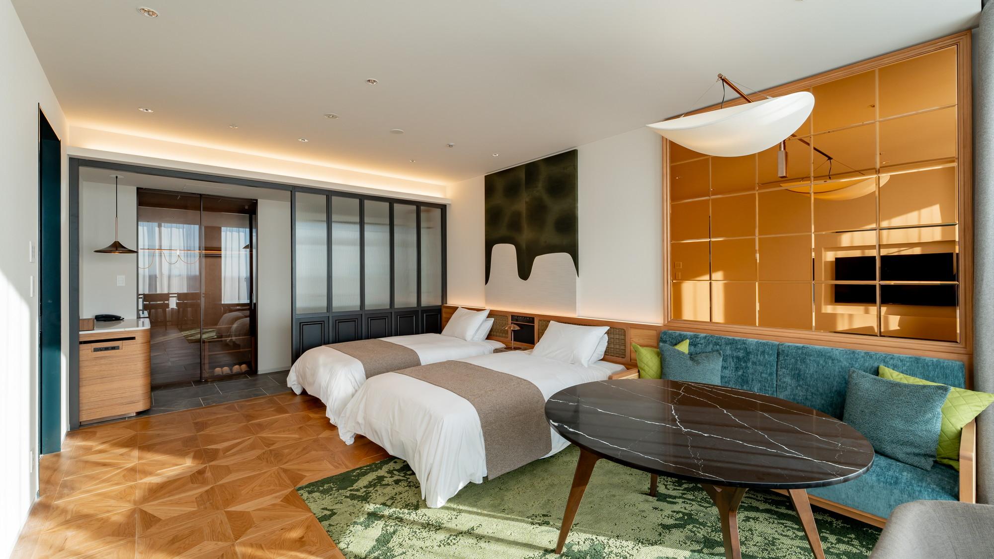 Universal, Suite, Twin Beds