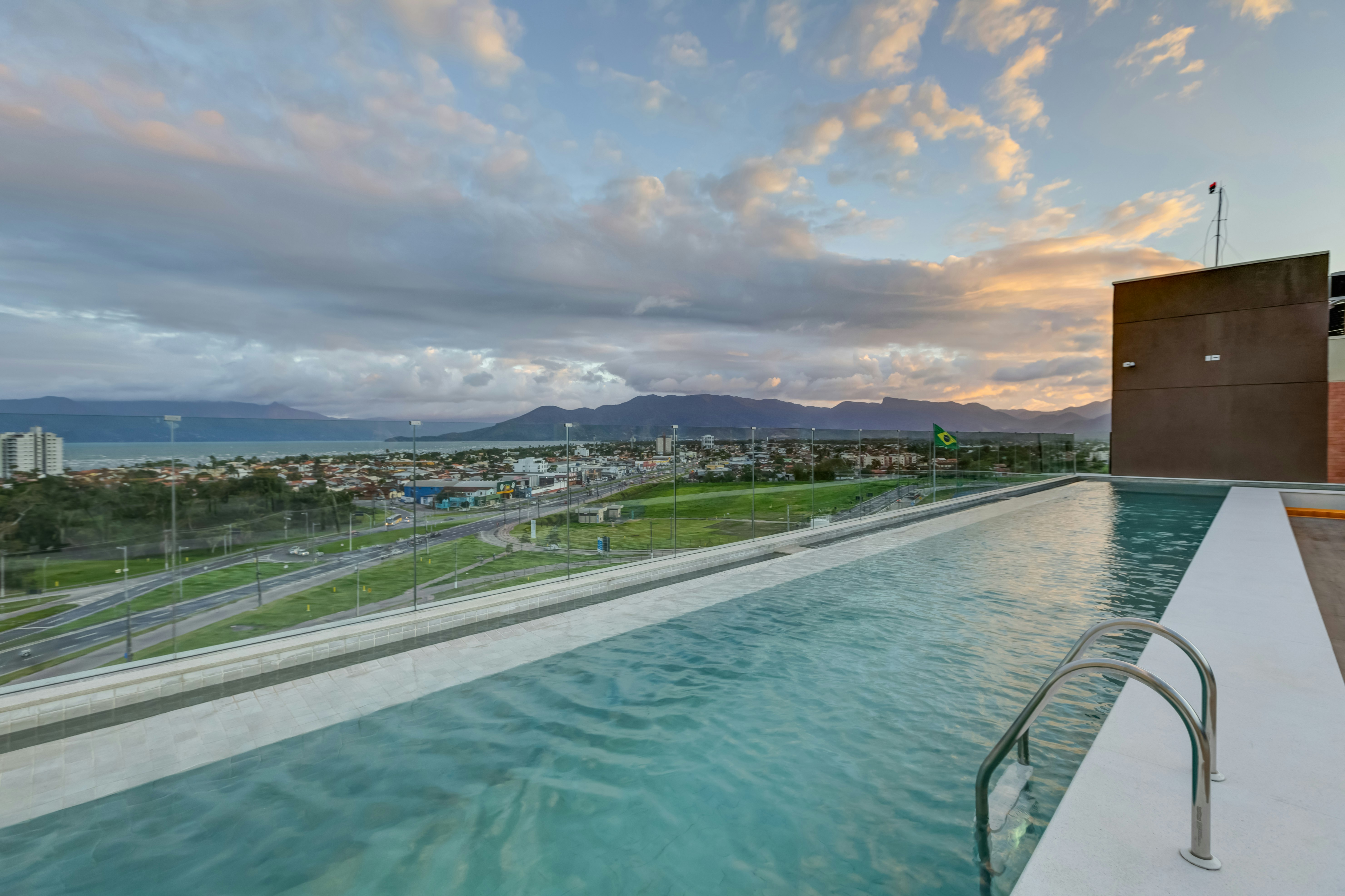 Hampton by Hilton Caraguatatuba Serramar 43/44
