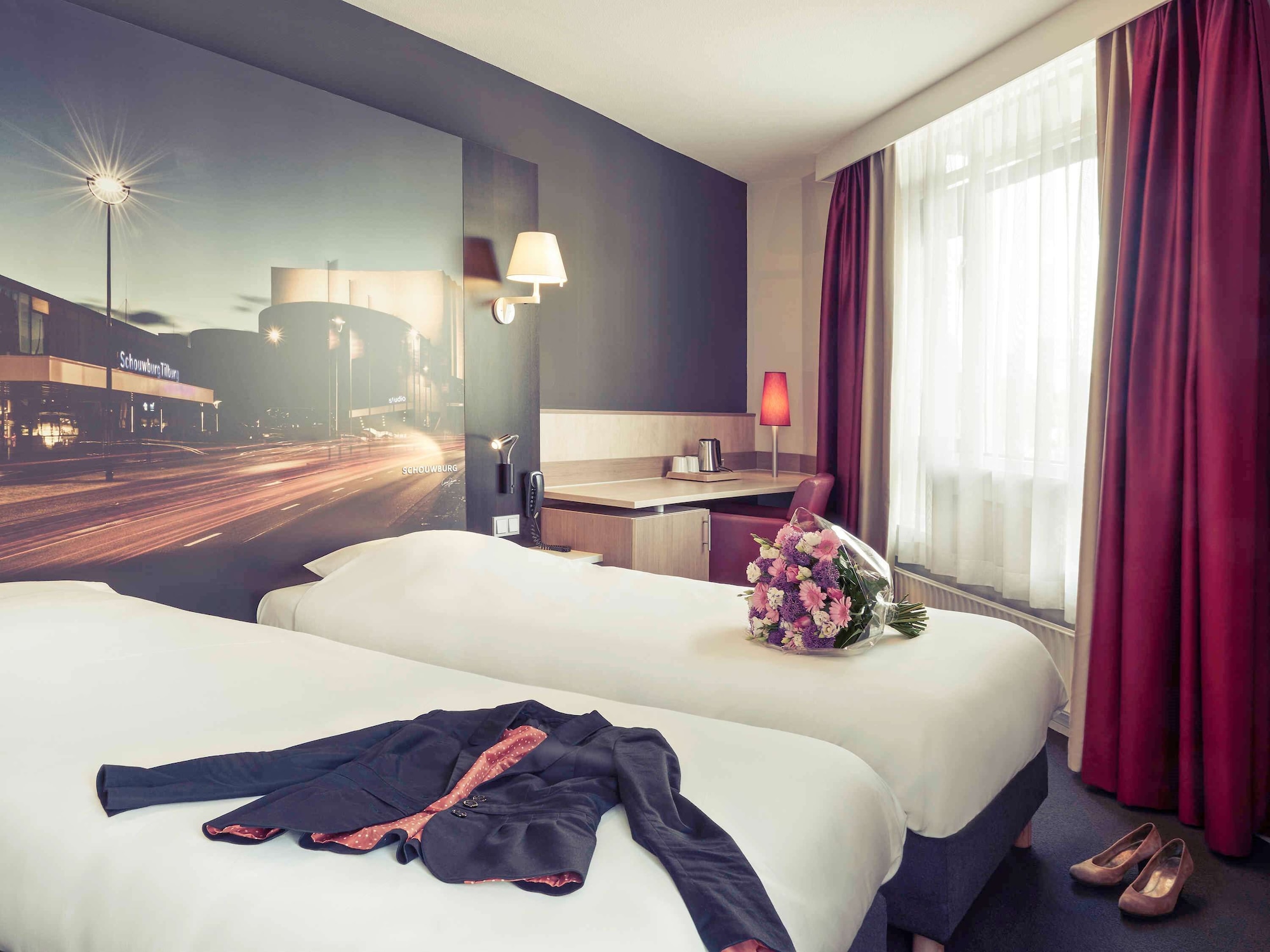 Standard, Twin Beds