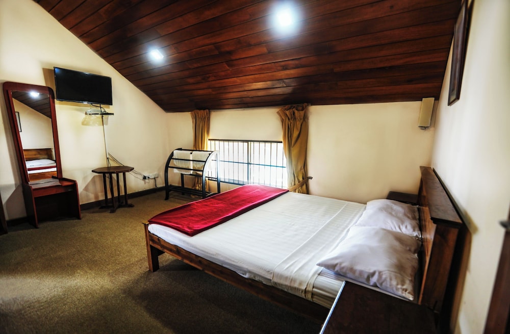 Yoho Villa Acacia 10/36