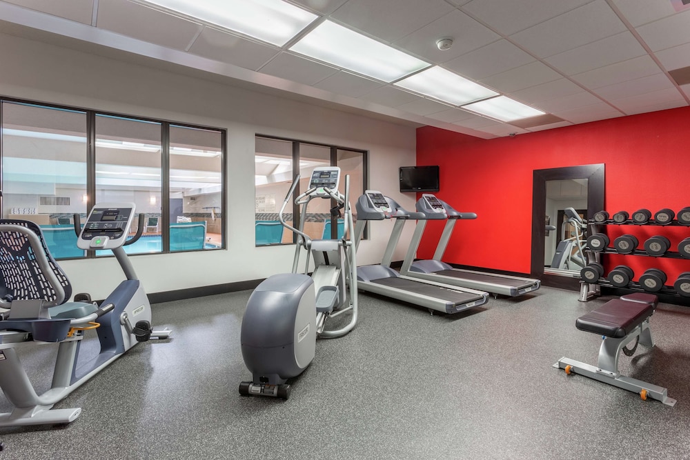 Hampton Inn Jefferson City at Capital Mall 24/43