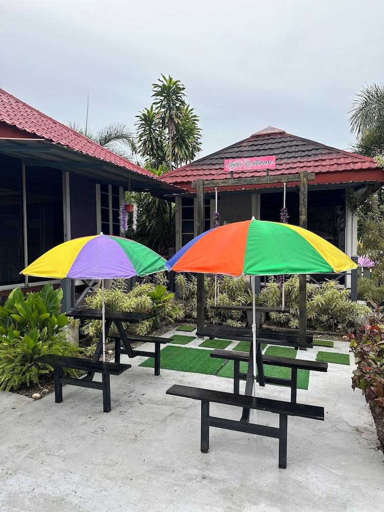 Lyaa Resthouse 23/26