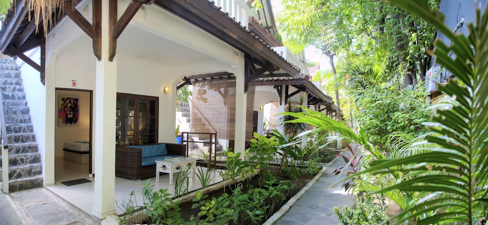 Tir Na Nog Gili Trawangan Accommodation 7/73