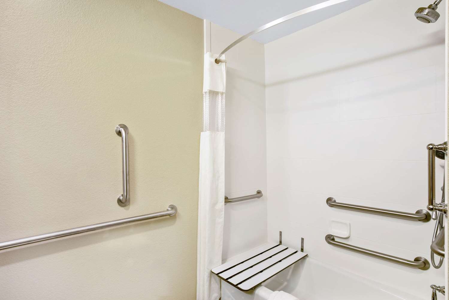 La Quinta Inn & Suites by Wyndham Gillette 47/47