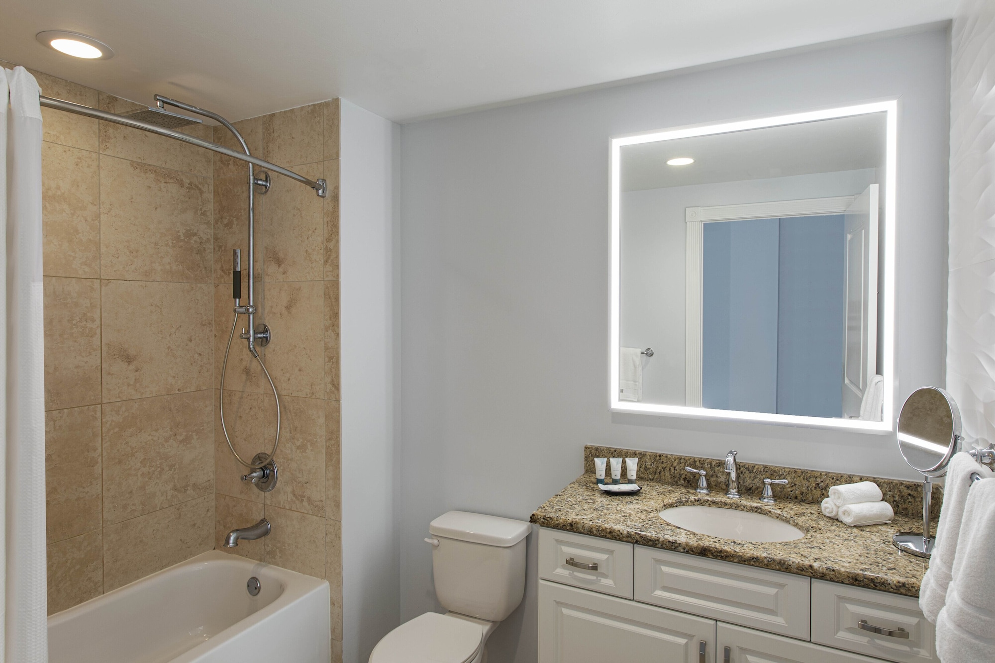 غرفة تقليدية بسريرين كوين بإطلالة على النهر بشرفة، Westin Cape Coral Resort Formely the Resort At Marina Village 3/5