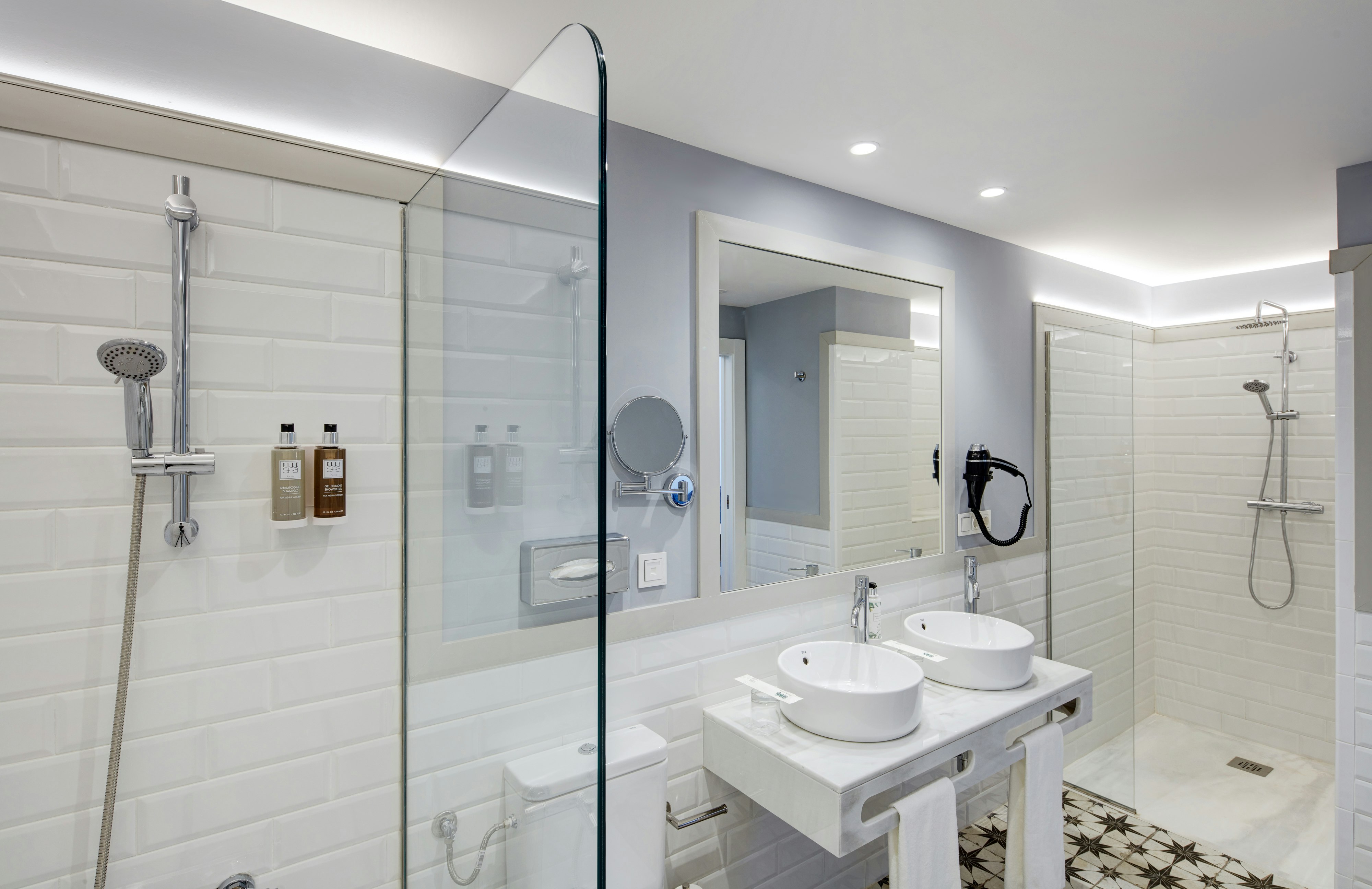 Sercotel Granada Suites 21/24