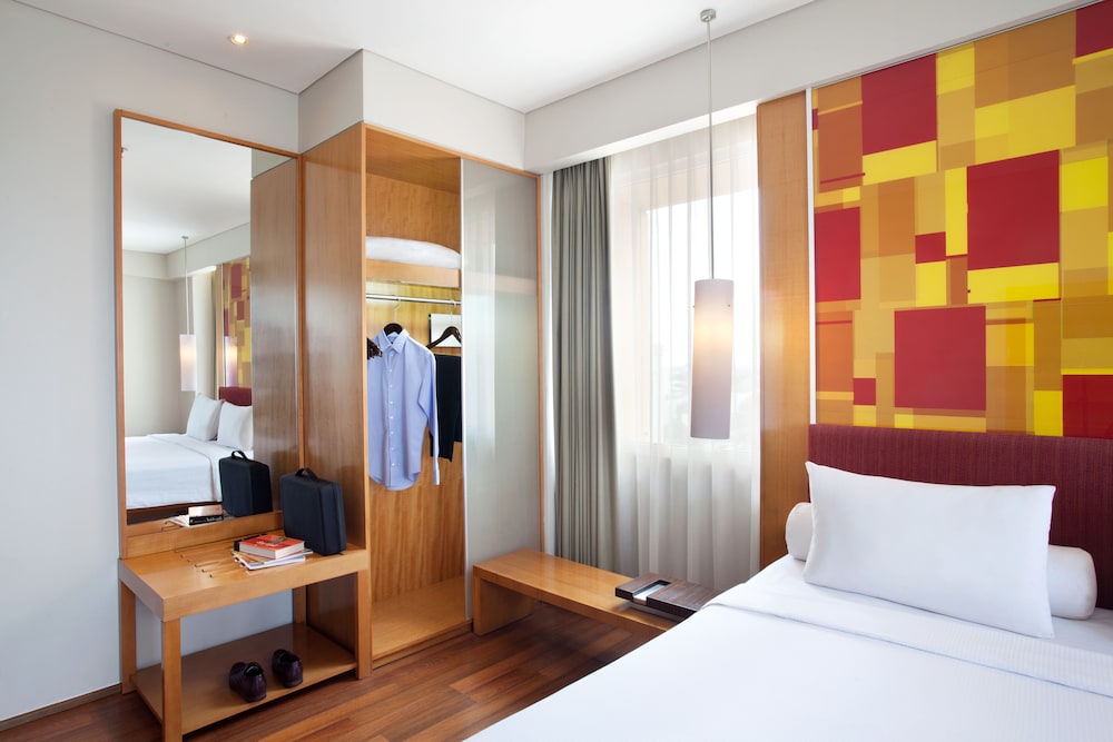 Ibis Styles Solo 17/66