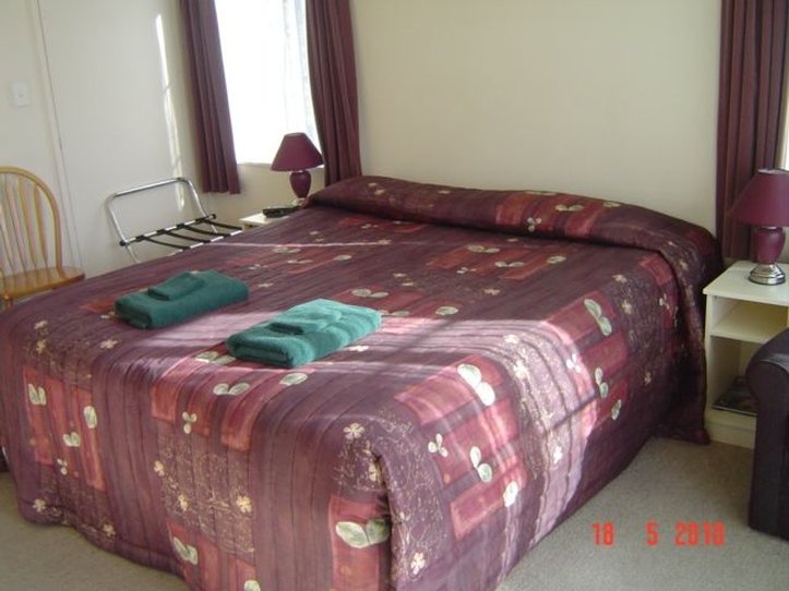 Arrow Motel 5/6