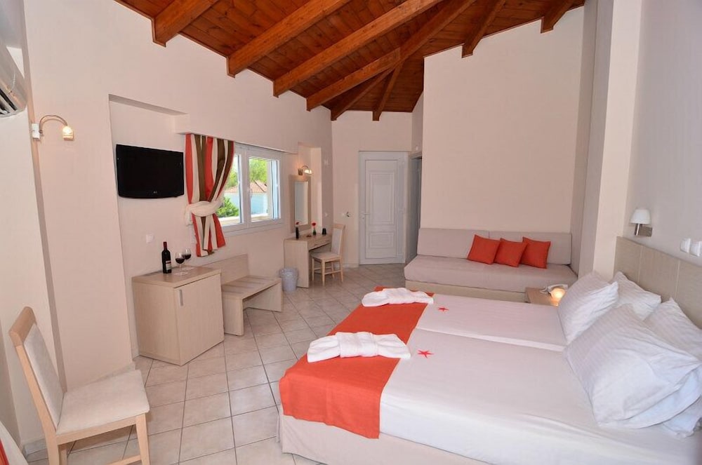 Al Mare Hotel 30/63