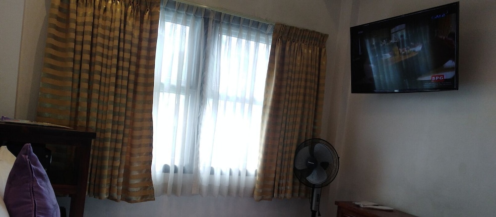Safari Lodge Baguio By Log Cabin Hotel 46/76