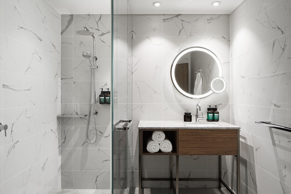 Crowne Plaza Sydney Darling Harbour 29/81