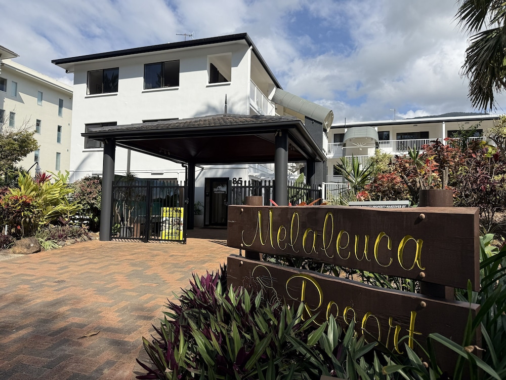 Melaleuca Resort 6/72