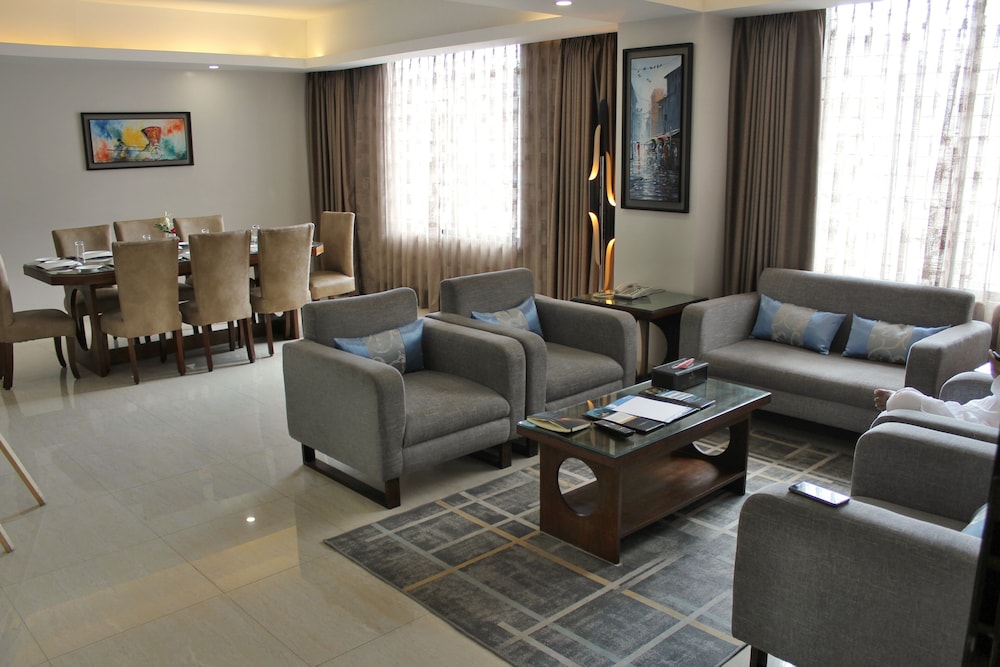 Sky City Hotel Dhaka 30/50