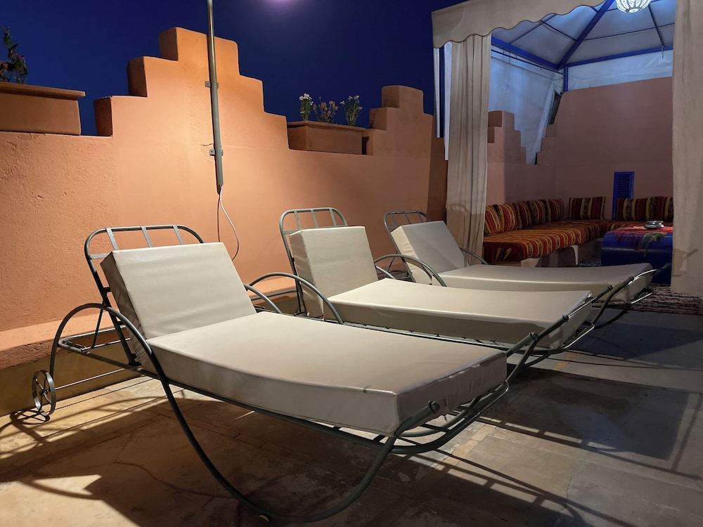 Riad Samarine 23/42