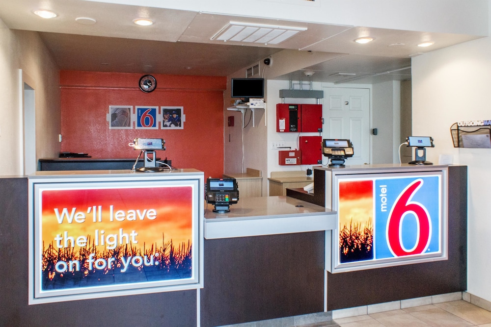Motel6 Kalispell, MT 13/67