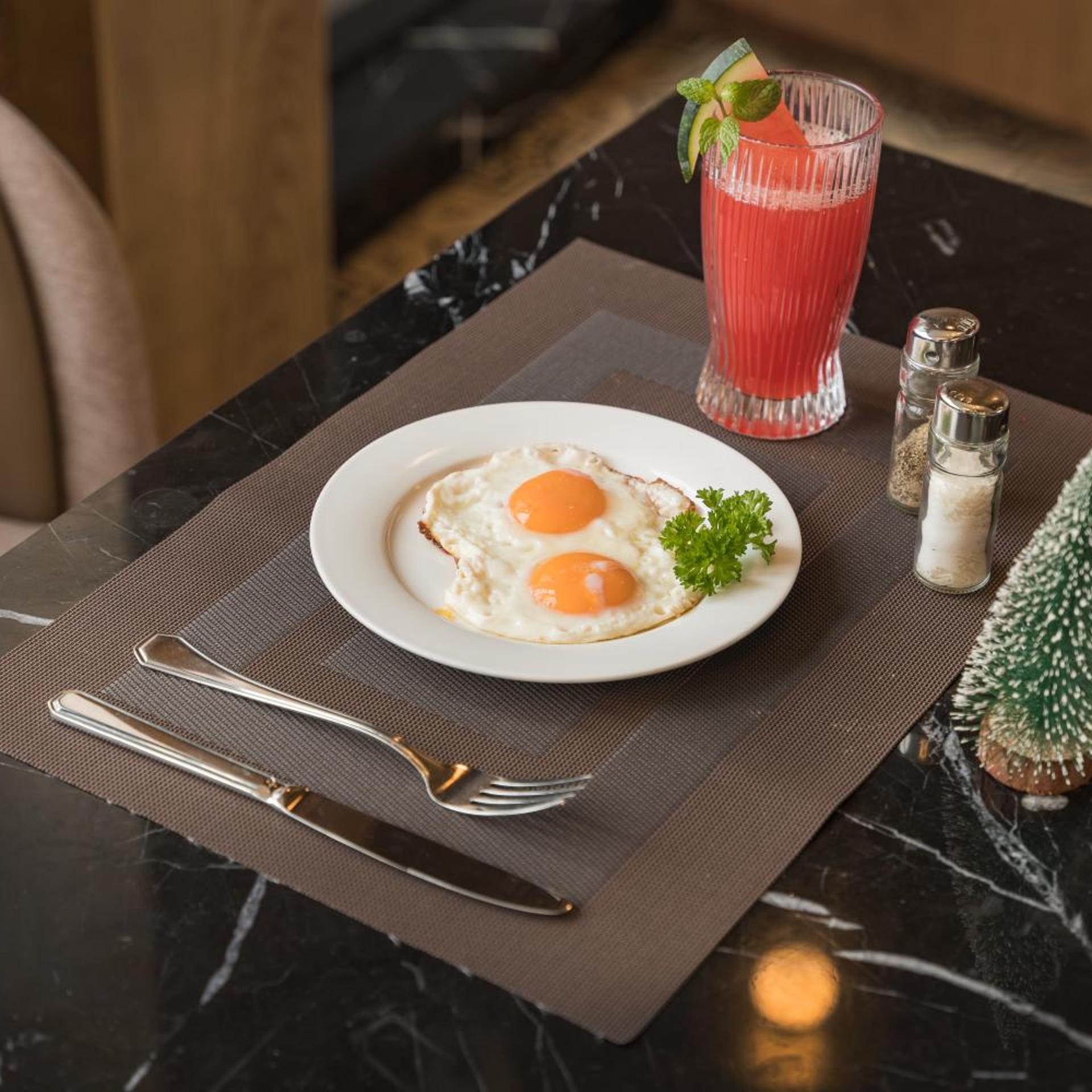 La Passion Hanoi Hotel & Spa 52/60