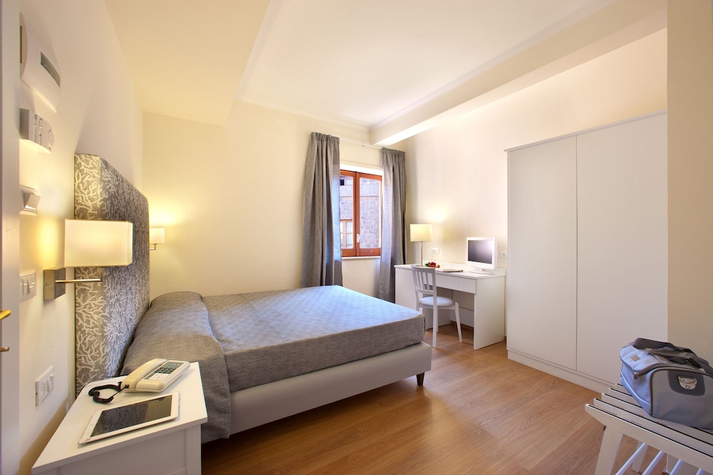 Hotel Regina Sorrento 35/72