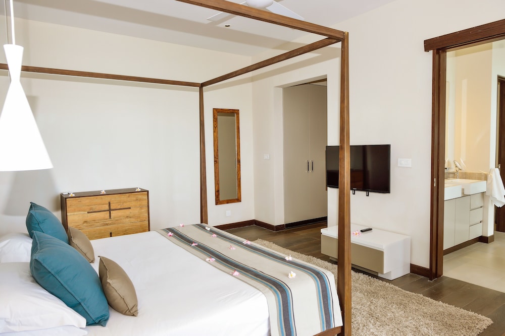 Esplanade By Horizon Holidays 6/50